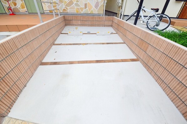 丘の上テラス菊名C棟の物件内観写真